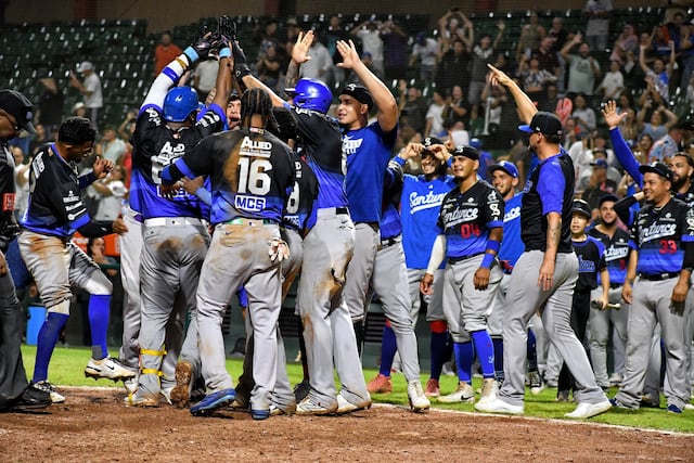 Cangrejeros de Santurce y Leones de Ponce avanzan a la Serie Final de la Liga de Béisbol Profesional