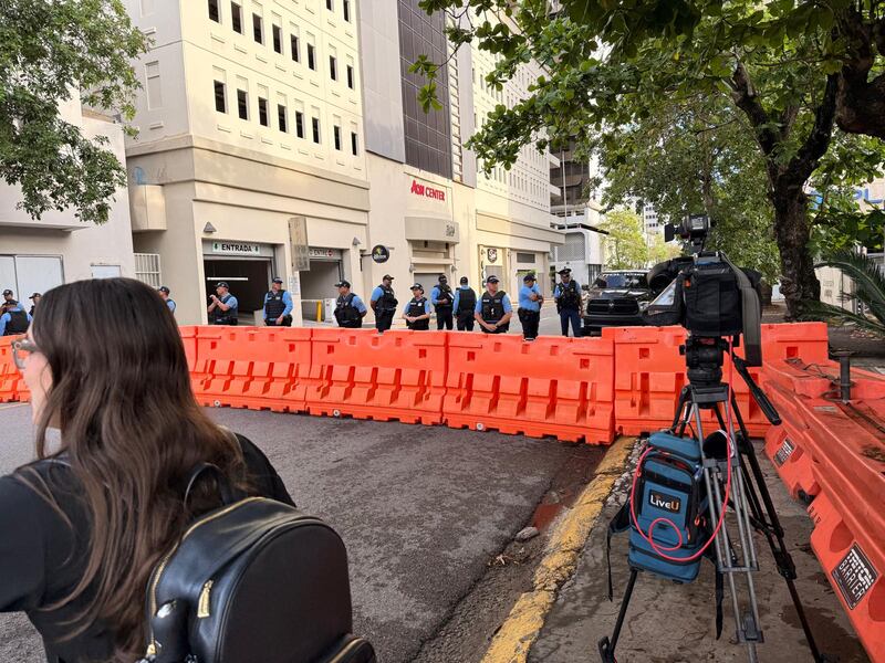 Policía en Hato Rey para la Marcha del Primero de Mayo.
