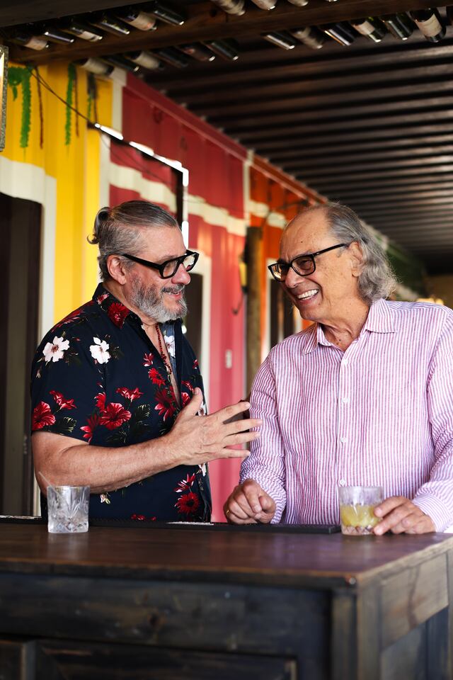 Daniel Lugo y Carlos Esteban Fonseca estelarizan la obra “Aeroplanos”