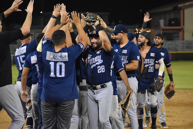 Federación de Béisbol investigará pelea durante juego entre Arenosos y Toritos en Camuy