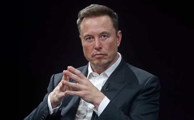 Se cae X y Elon Musk dice que fue un “ciberataque masivo”