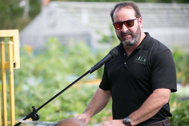 Donan $200,000 a la agricultura del país