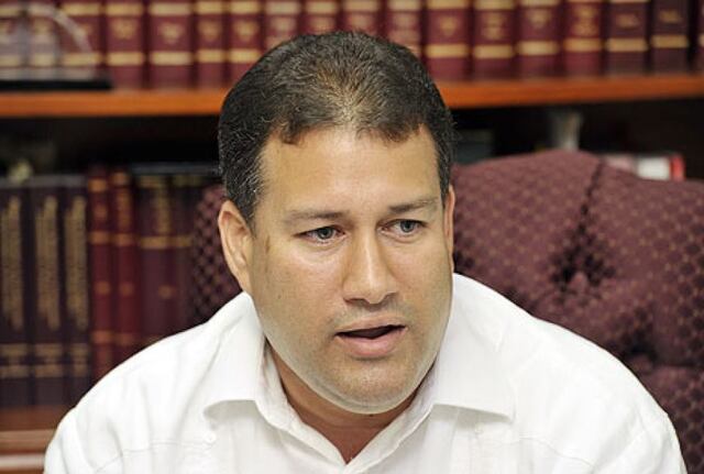 Cirilo Tirado le madruga proyecto a Manuel Natal
