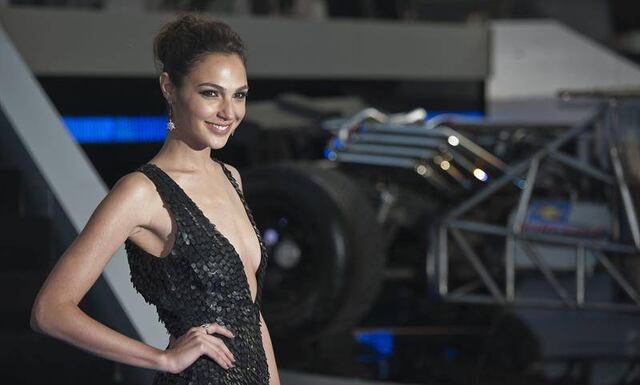 "Wonder Woman" rompe la maldición de las superheroínas