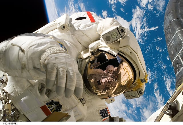 Viajes espaciales debilitan el sistema inmunitario de los astronautas