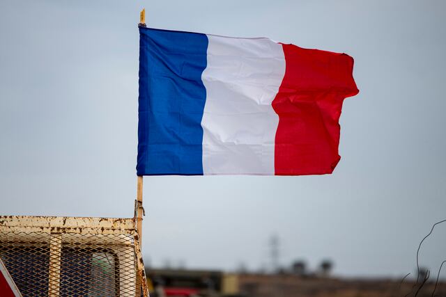 Anuncian beca para boricuas que quieran estudiar en Francia
