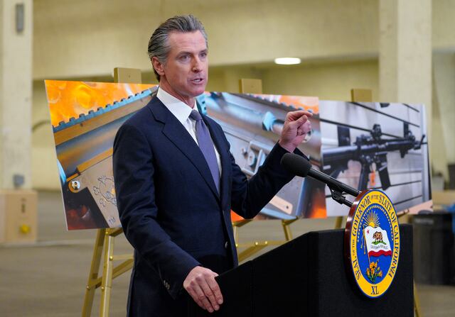 California duplicará impuestos sobre armas y municiones para invertir en prevención de violencia