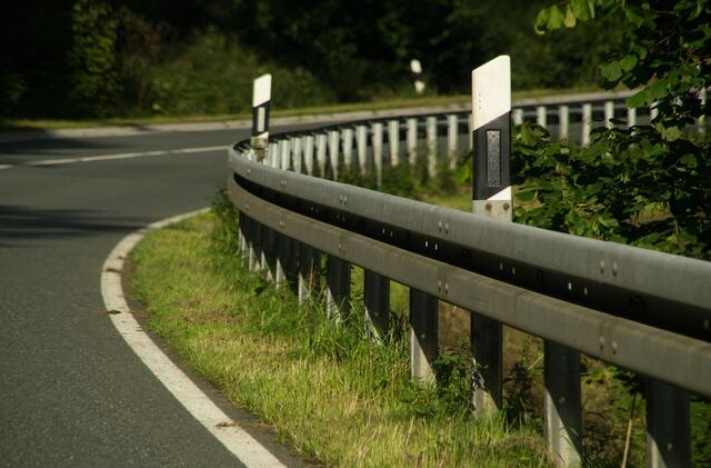 Residentes de Brazo Seco denuncian deterioro en carretera y riesgo para servicios de emergencia