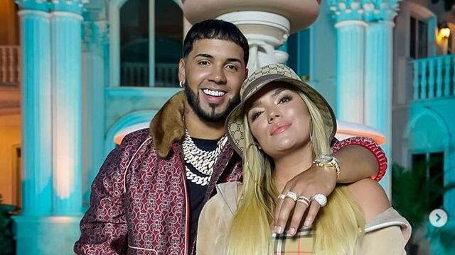 Karol G hace de las suyas con su novio