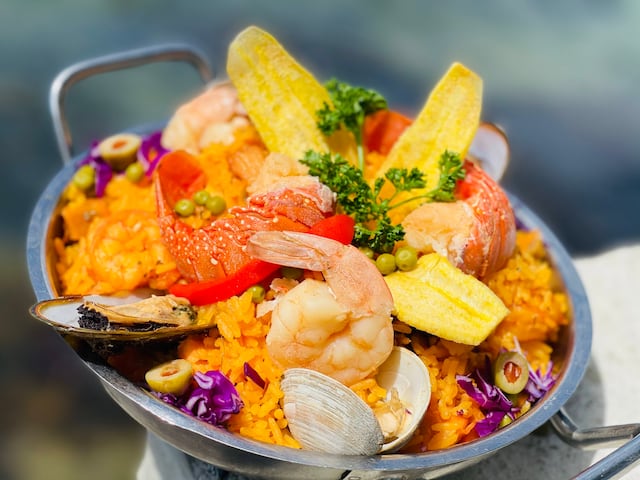 Sabores de Andalucía llegan a San Juan con la primera Feria de Abril en Casa de España