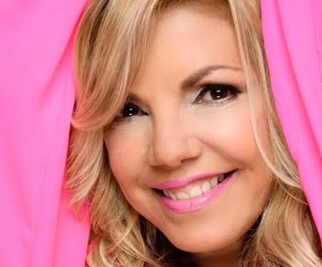 Telemundo anuncia fecha de regreso de Dagmar a Día a Día