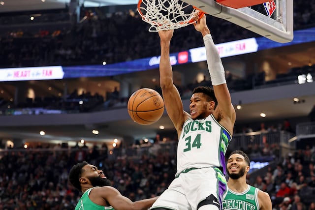 Con remontada navideña, Bucks superan a Celtics