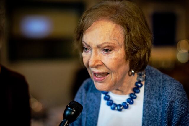 Muere exprimera dama estadounidense Rosalynn Carter