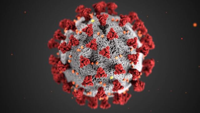 Mujer fallece tras infectarse simultáneamente con dos variantes de COVID-19