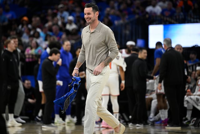 Lakers sorprenden y contratan al exjugador JJ Redick como nuevo entrenador