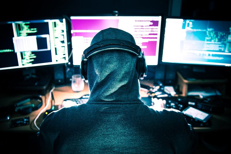 La violencia digital a partir del uso de inteligencia artificial tiene un incremento.