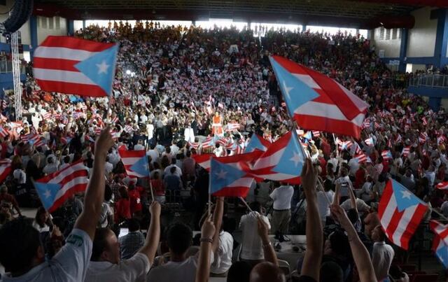 Celebran el 62do Aniversario de la Constitución del ELA