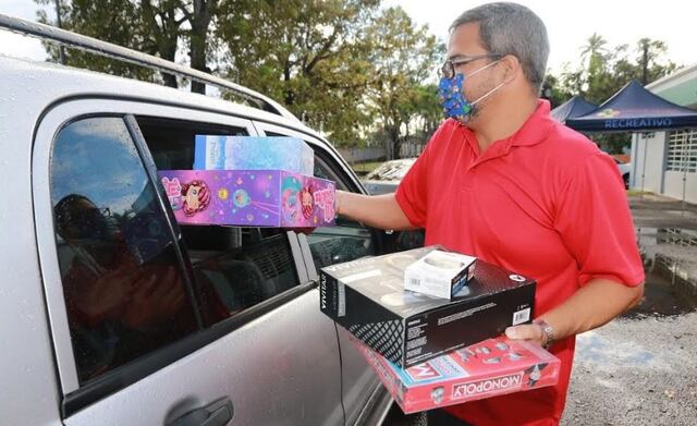 Coronavirus no detiene la Navidad en Vega Baja