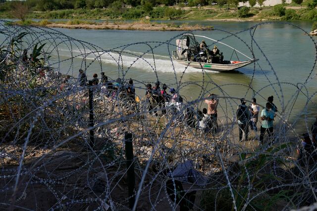 Venezolanos se convierten en nacionalidad más arrestada por cruzar ilegalmente frontera sur de EEUU