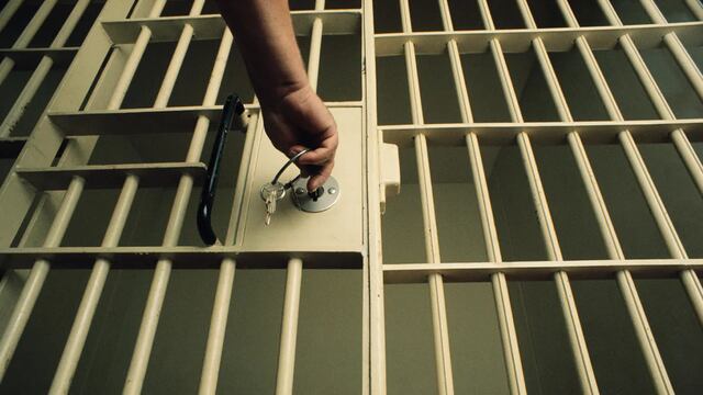 Preso mata a un guardia en una cárcel en Georgia