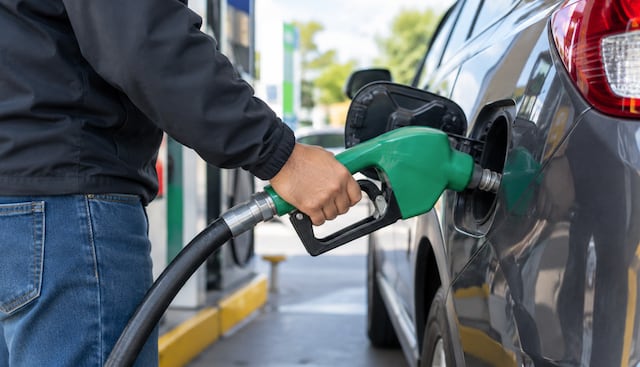 Gasolina, luz y alimentos bajo presión por el petróleo