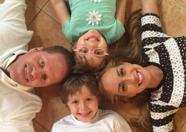 Alexandra Fuentes presenta a la nueva integrante de la familia