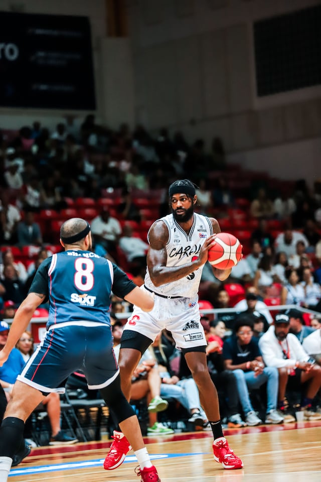 Cómodo triunfo de Carolina ante Guaynabo en el Baloncesto Superior Nacional