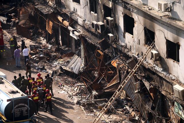 Pakistán declara muertos a los 85 desaparecidos del incendio en un centro comercial