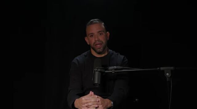 Molusco advierte del problema legal que puede desatar la distribución del contenido íntimo de su hijo