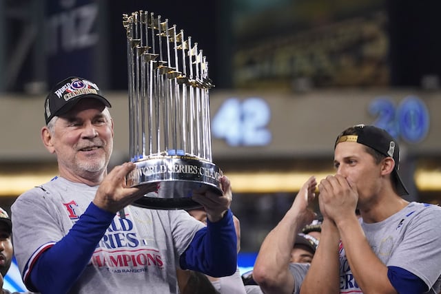 Dirigente de los Rangers añade un cuarto título a su legado y el primero para Texas