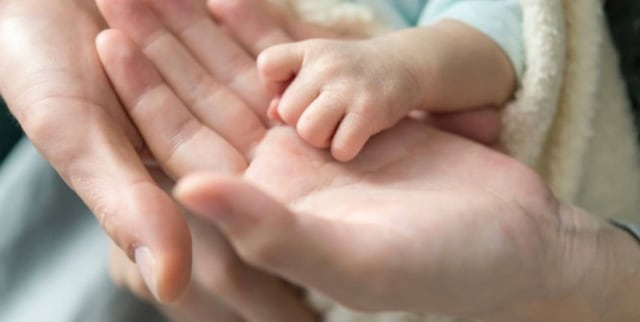 Madre e hija casi tienen la “misma edad”