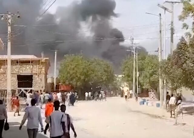 Coche bomba deja 15 muertos en Somalia