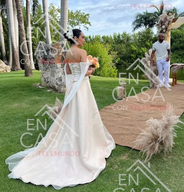 ¿“Caramelo” y Manelyk se casan? Estas fotos encienden ola de comentarios en las redes sociales
