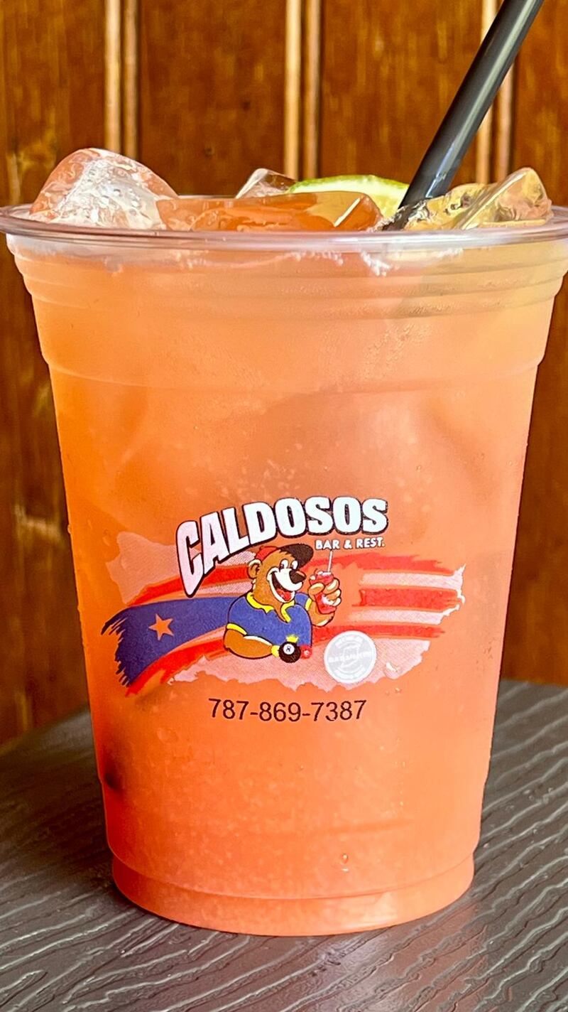 Sangría de Caldosos Bar & Restaurant en Naranjito.