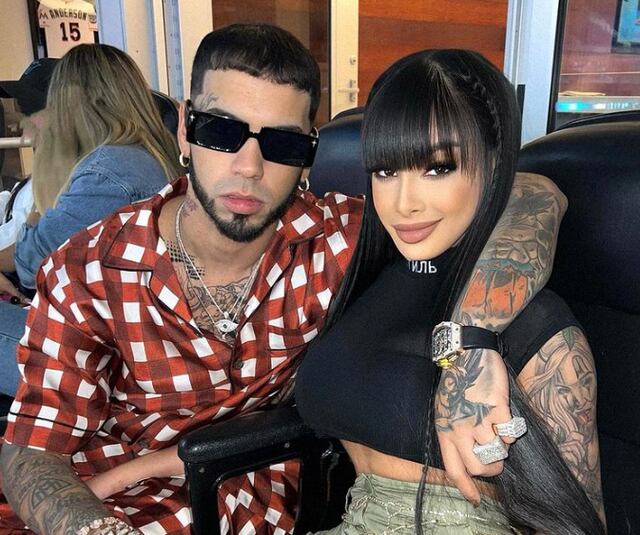 Anuel AA le regala un perrito a Yailin que cuesta $11 mil
