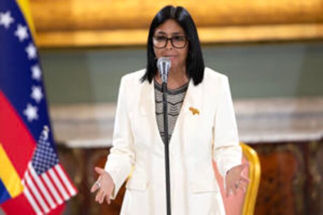 Opositores rechazan que Delcy Rodríguez atribuyera fallas eléctricas a supuesto sabotaje