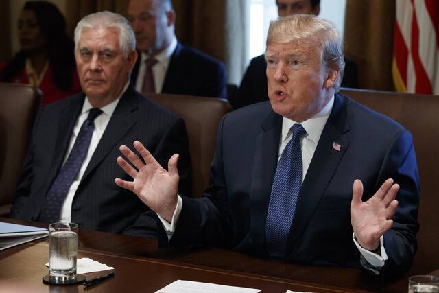 Trump se da A en economía