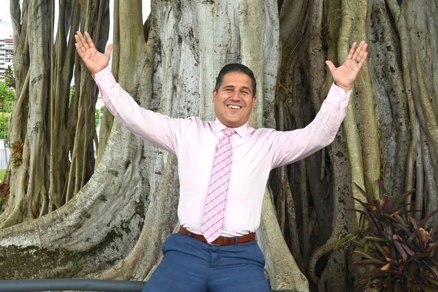 Nace el tercer nieto de Normando Valentín