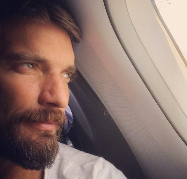 Abierto al amor Julián Gil