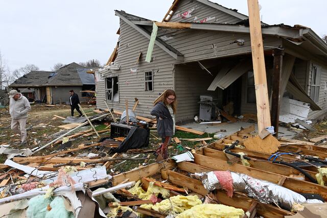 Tormentas, inundaciones y apagones azotan noreste de Estados Unidos