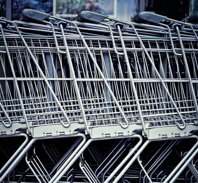 Estudio refleja preocupación entre consumidores por aranceles y aumento en el costo de vida