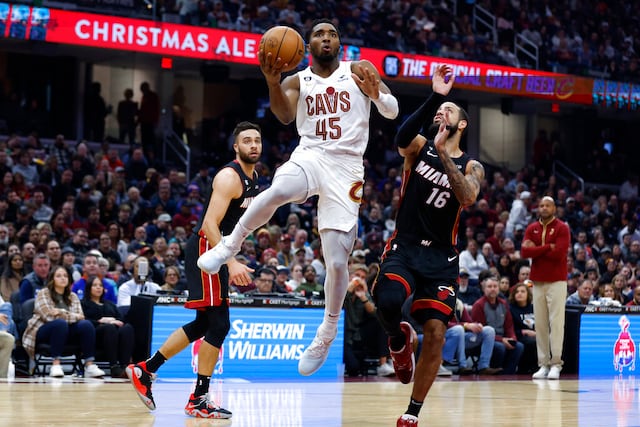 Cavaliers aplastan por 113-87 al Heat