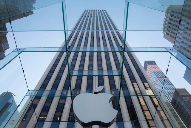 Apple y Nike, entre empresas envueltas en escándalo de "papeles del paraíso"