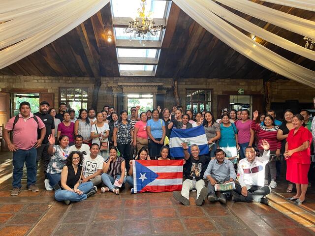 Fideicomiso de la Tierra del Caño Martín Peña inspira a comunidad en El Salvador