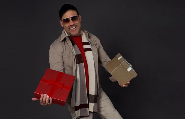 Reynaldo “Chino” Santiago presenta su nuevo sencillo navideño