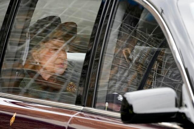 Realeza se reúne en Londres para servicio en memoria del príncipe Felipe