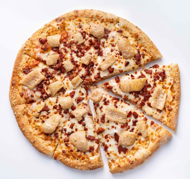 Pizza de chicharrones de Marco’s Pizza