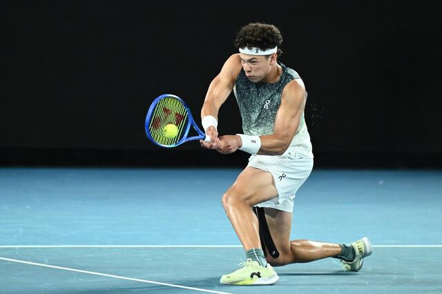 Shelton remonta a Ruud y completa los cuartos de final del Abierto de Australia