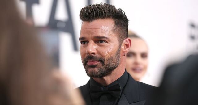 Hermano menor de Ricky Martin sale en defensa de su integridad