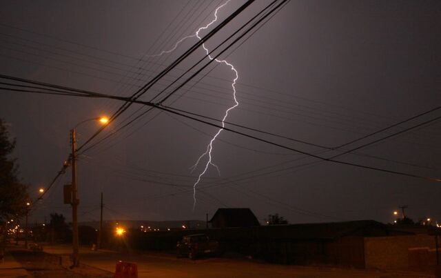 Adivierten sobre tormentas eléctricas durante la tarde de hoy